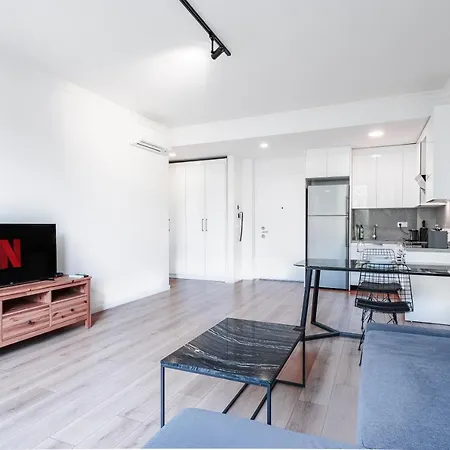Homie - Luxury In Macka Istanboel
