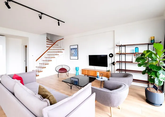 Homie - Luxury In Macka