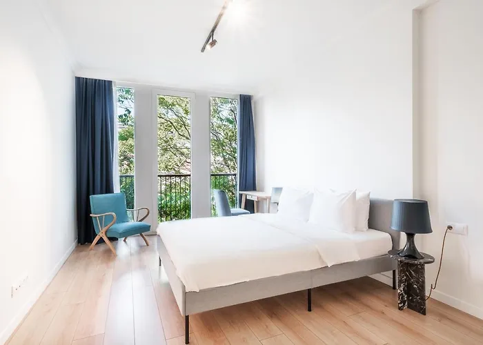 Homie - Luxury In Macka